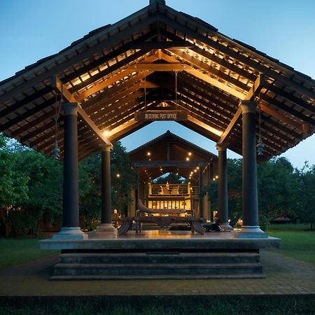Kumbukgaha Villa Сигирия Екстериор снимка